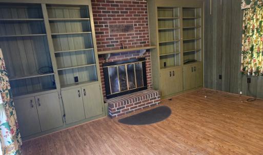 Photo #6 of 204 Fayette Street, Farmville, VA