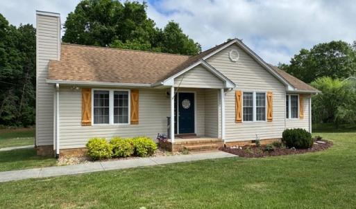 Photo #20 of 4375 Pumping Station Road, Appomattox, VA 1.9 acres