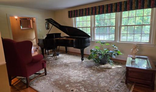 Photo #2 of 701 Fourth Ave., Farmville, VA 1.3 acres