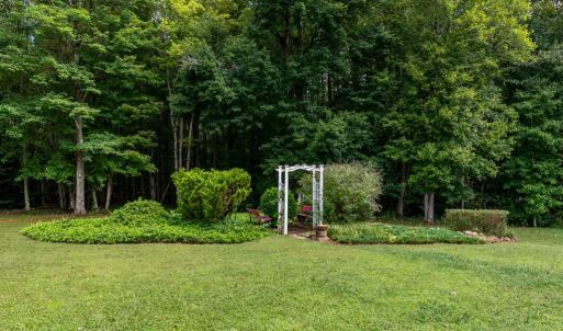 Photo #8 of 2891 Woodsdale Drive, Alberta, VA 2.0 acres
