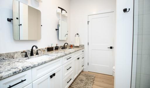 primary bedroom bathroom