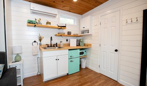 Tiny House kitchen