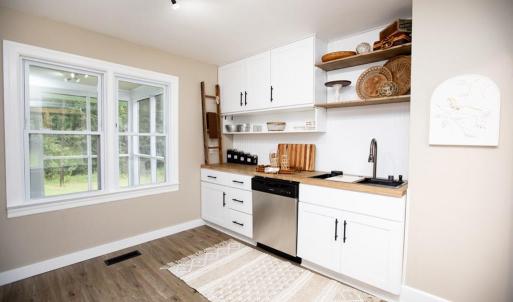 Photo #7 of 3153 Third Street, Farmville, VA 1.8 acres