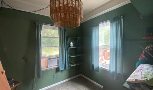 Sitting room/office/small den