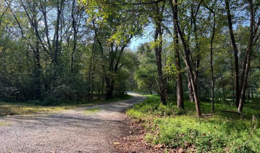 Photo #12 of 12128 Old Chula Rd, Amelia, VA 3.0 acres