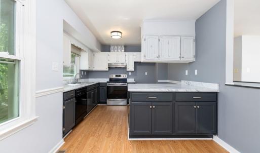 Photo #3 of 404 Benton St, South Hill, VA 0.4 acres