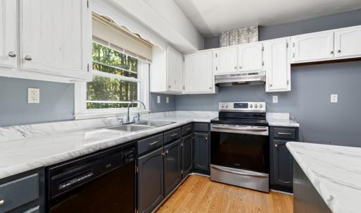 Photo #4 of 404 Benton St, South Hill, VA 0.4 acres