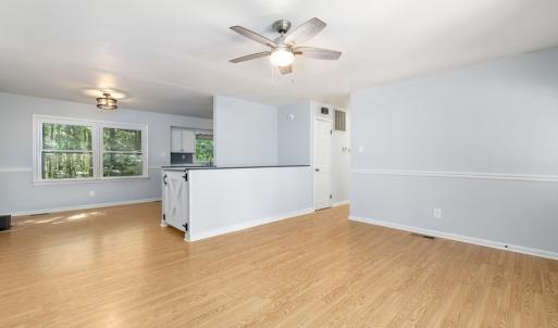 Photo #8 of 404 Benton St, South Hill, VA 0.4 acres