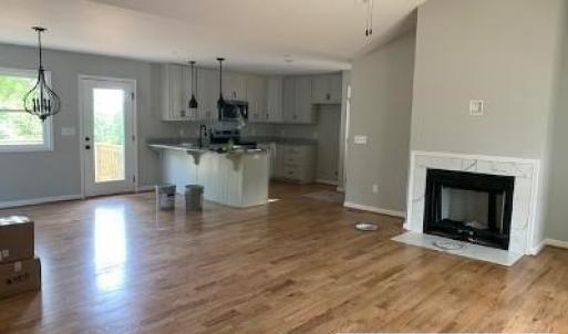 Photo #4 of 604 Stratford Road, Concord, VA 1.3 acres