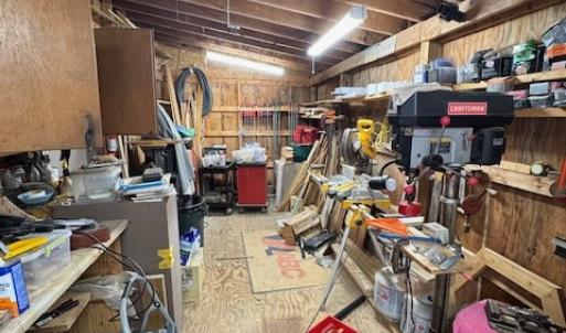 Photo #25 of 827 Wolf Creek Ln, Appomattox, VA 15.3 acres