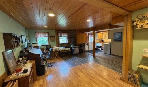 Photo #54 of 827 Wolf Creek Ln, Appomattox, VA 15.3 acres