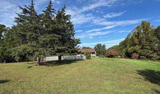 Photo #6 of 827 Wolf Creek Ln, Appomattox, VA 15.3 acres