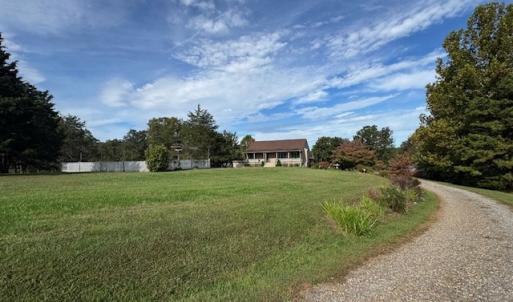 Photo #8 of 827 Wolf Creek Ln, Appomattox, VA 15.3 acres