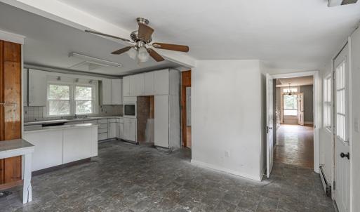 Photo #5 of 311 Four Locust Hwy, Keysville, VA 1.0 acres