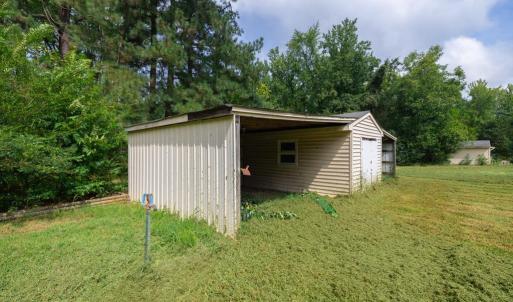 Photo #27 of 311 Four Locust Hwy, Keysville, VA 1.0 acres