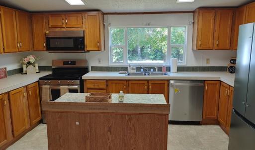 Photo #7 of 1056 Marions Trail, Halifax, VA 1.1 acres