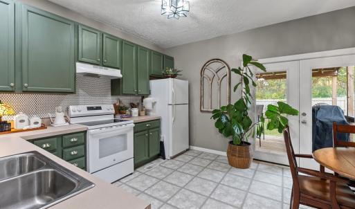 Photo #11 of 1603 High St, Farmville, VA 0.6 acres