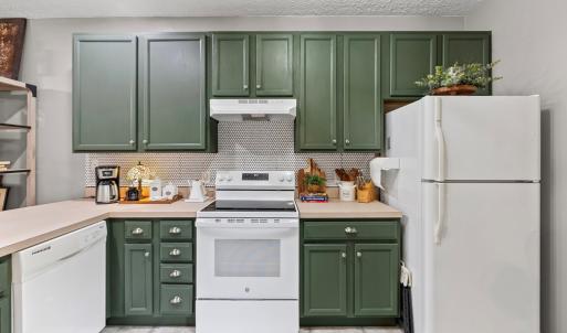 Photo #9 of 1603 High St, Farmville, VA 0.6 acres