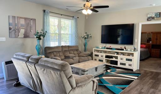 Photo #2 of 11301 Genito Rd, Amelia, VA 0.7 acres