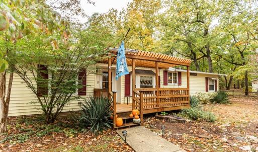 Photo #3 of 301 Log Cabin Rd, Appomattox, VA 1.0 acres