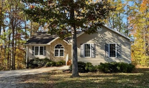 Photo #2 of 1351 Purdum Mill Rd, Appomattox, VA 1.0 acres