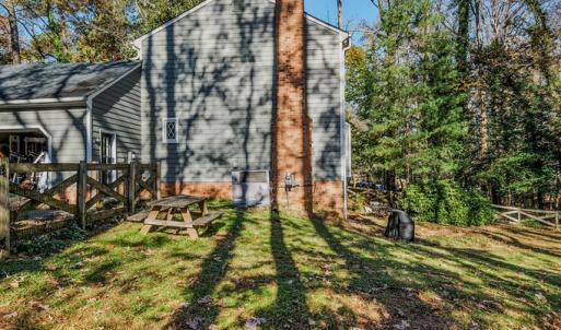 Photo #2 of 2331 Hicks Rd, Chesterfield, VA 1.0 acres