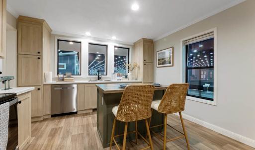 Pictures are similar