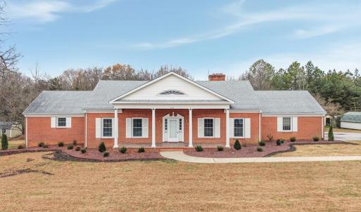 Photo #2 of 308 Dana Dr, Farmville, VA 0.9 acres