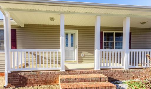 Photo #4 of 1975 Morning Star Road, Appomattox, VA 1.7 acres