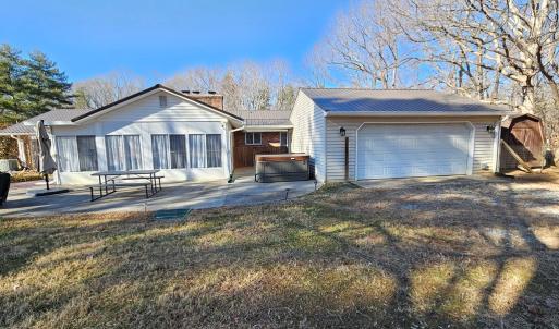 Photo #5 of 508 Kevin Dr, Farmville, VA 0.9 acres