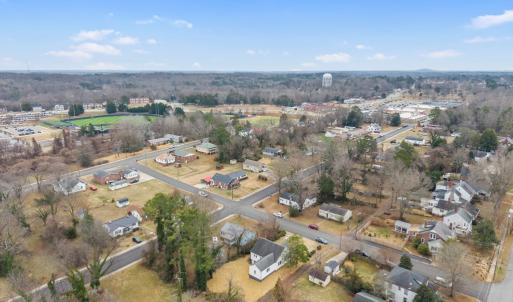 Photo #39 of 702 Irving Street, Farmville, VA 0.2 acres