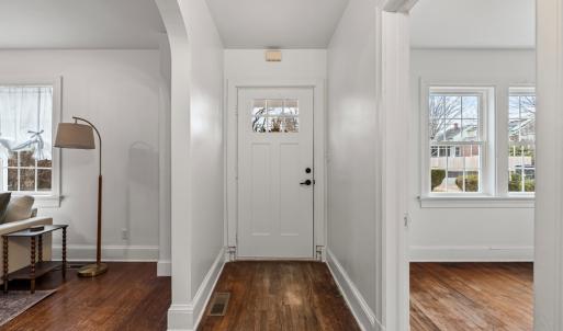 Photo #4 of 702 Irving Street, Farmville, VA 0.2 acres