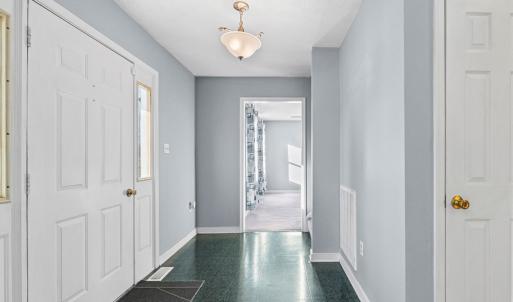 Photo #9 of 441 W Courthouse Rd, Crewe, VA 2.7 acres