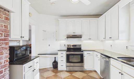 Photo #9 of 313 N Bridge St, Farmville, VA 0.2 acres