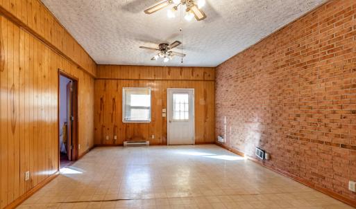 Photo #23 of 1130 Vermillion Rd, Appomattox, VA 1.6 acres