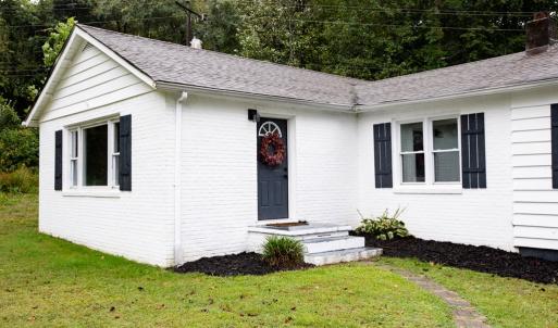 Photo #3 of 3153 Third Street, Farmville, VA 1.8 acres