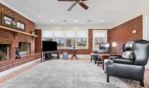 Photo #21 of 701 Fourth Ave, Farmville, VA 0.6 acres