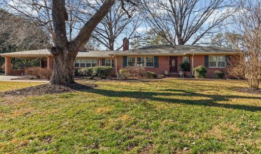 Photo #2 of 701 Fourth Ave, Farmville, VA 0.6 acres