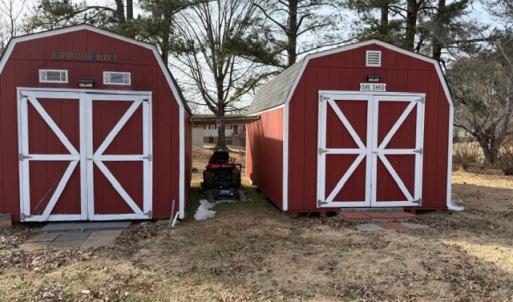 2 sheds for plenty of storage