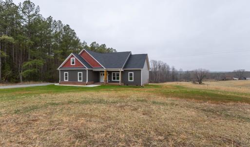 Photo #36 of 2427 Double Bridges Road, Appomattox, VA 1.1 acres