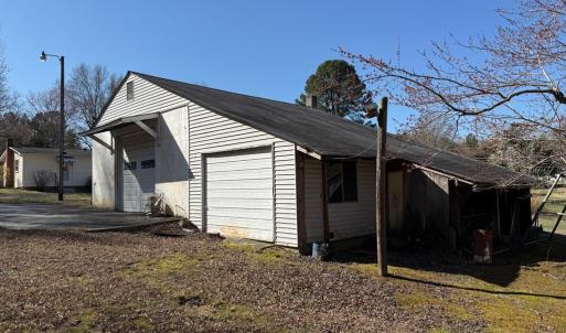 Photo #2 of 111 Page Street, Farmville, VA 1.0 acres