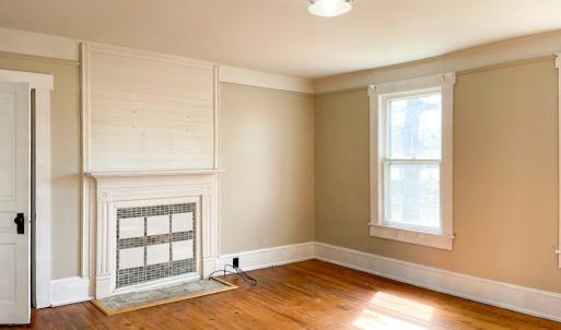 Photo #15 of 1016 Court St, Victoria, VA 0.4 acres