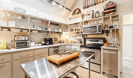 Photo #89 of 1670 Church Street, Appomattox, VA 2.5 acres