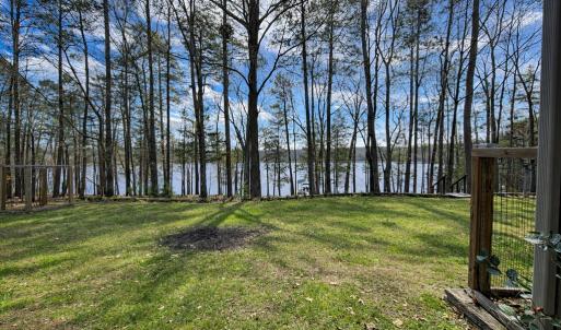 Photo #9 of 615 Sandie Point Dr, Clarksville, VA 28.7 acres