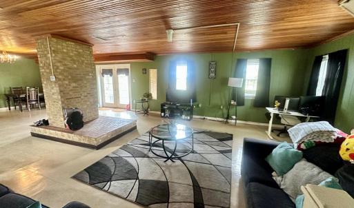 Photo #4 of 3984 Farmville Road, Farmville, VA 1.5 acres