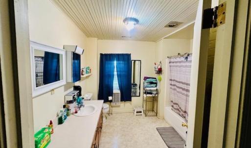 Photo #7 of 3984 Farmville Road, Farmville, VA 1.5 acres