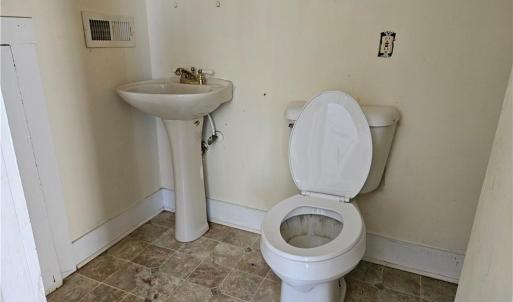 Photo #20 of 10030 Cheathams Rd, Amelia, VA 2.0 acres