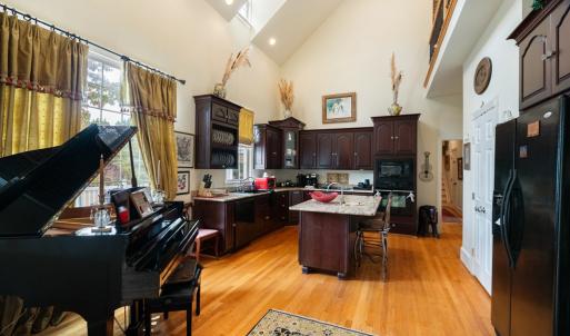 Photo #11 of 574 Old Kings Rd, Drakes Branch, VA 105.3 acres