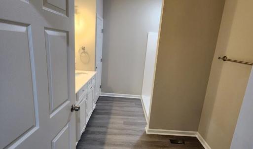 Photo #10 of 8600 Hobbs Mill, Wilsons, VA 5.0 acres