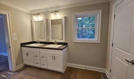 Photo #11 of 121 Sharps Creek Dr, Scottsville, VA 3.8 acres